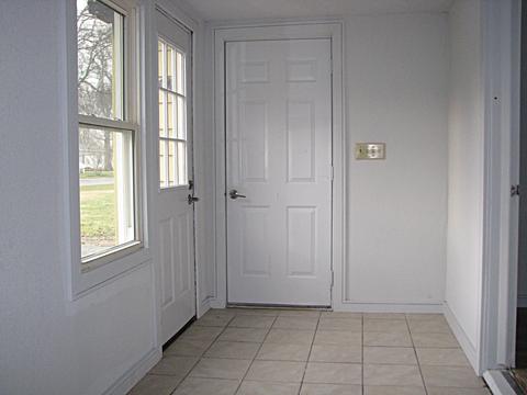 700 E Scott St, Tuscola, IL 61953 photo 13