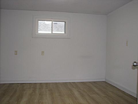 700 E Scott St, Tuscola, IL 61953 photo 15