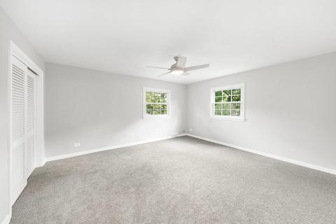 25 Logan Ter, Golf, IL 60029 photo 18
