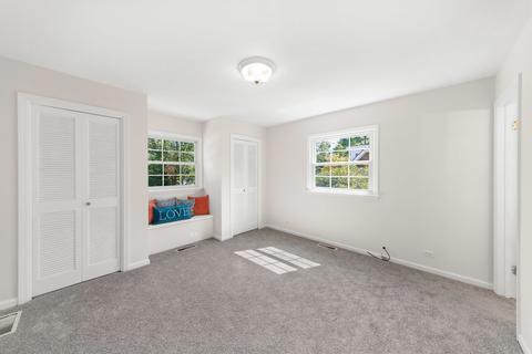 25 Logan Ter, Golf, IL 60029 photo 14