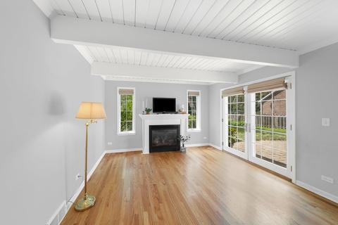 25 Logan Ter, Golf, IL 60029 photo 11