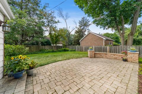 25 Logan Ter, Golf, IL 60029 photo 26