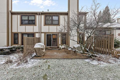 1045 Wheaton Oaks Dr, Wheaton, IL 60187 photo 17