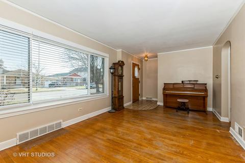 10338 S Central Park Ave, Chicago, IL 60655 photo 3
