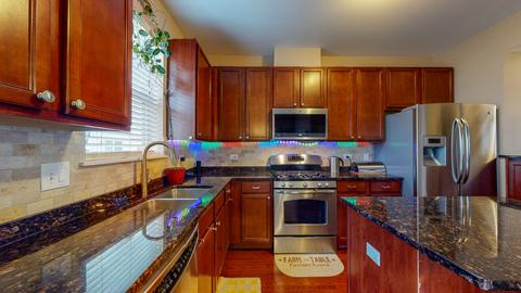 1248 Evergreen Ave, Des Plaines, IL 60016 photo 4
