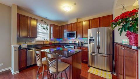 1248 Evergreen Ave, Des Plaines, IL 60016 photo 3