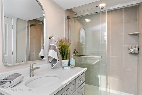 730 E Hillside Rd, Naperville, IL 60540 photo 17