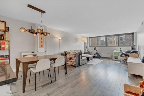30 E Division St #7E, Chicago, IL 60610 photo 7