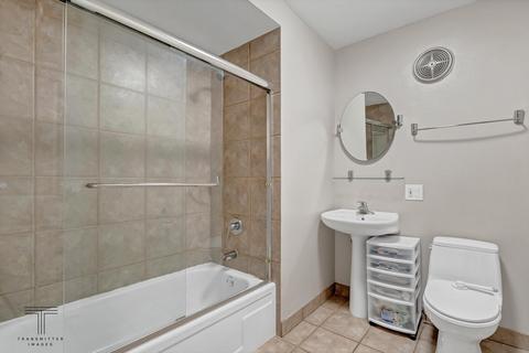 30 E Division St #7E, Chicago, IL 60610 photo 18