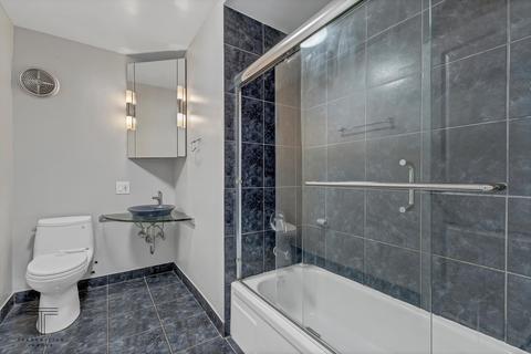 30 E Division St #7E, Chicago, IL 60610 photo 23
