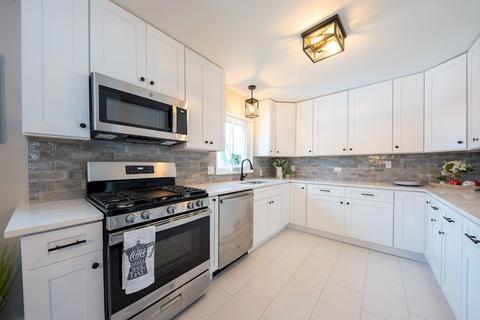 795 Evanston St, Hoffman Estates, IL 60169 photo 6