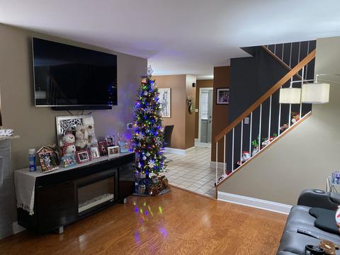 692 Cedarwood Ct, Wheeling, IL 60090 photo 14