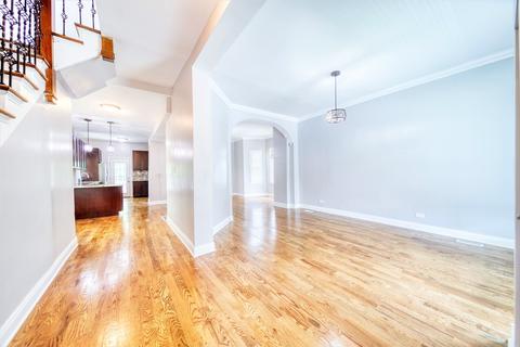 2610 E 76th St, Chicago, IL 60649 photo 3