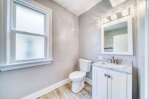 2610 E 76th St, Chicago, IL 60649 photo 15