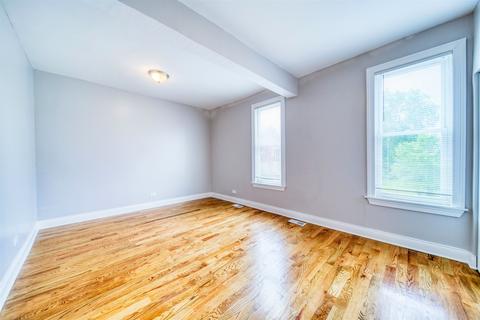 2610 E 76th St, Chicago, IL 60649 photo 13