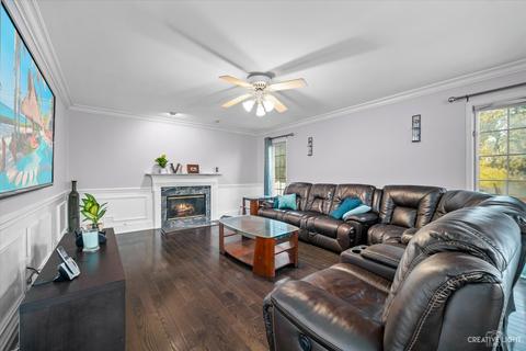 2622 Boxwood Dr, Elgin, IL 60124 photo 9