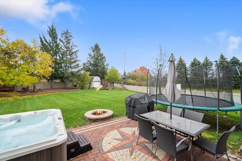 2622 Boxwood Dr, Elgin, IL 60124 photo 3