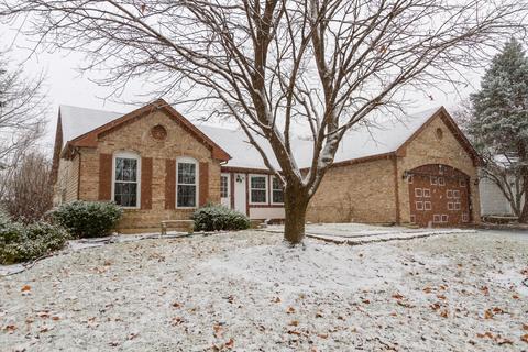 1470 Kent Ln, Elgin, IL 60120 photo 1