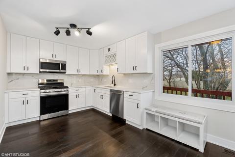 1412 N Taft Ave, Berkeley, IL 60163 photo 4