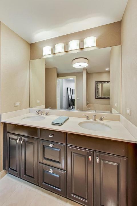21 E Huron St #1906, Chicago, IL 60611 photo 12