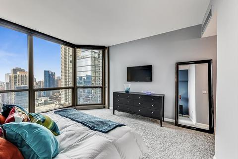 21 E Huron St #1906, Chicago, IL 60611 photo 11