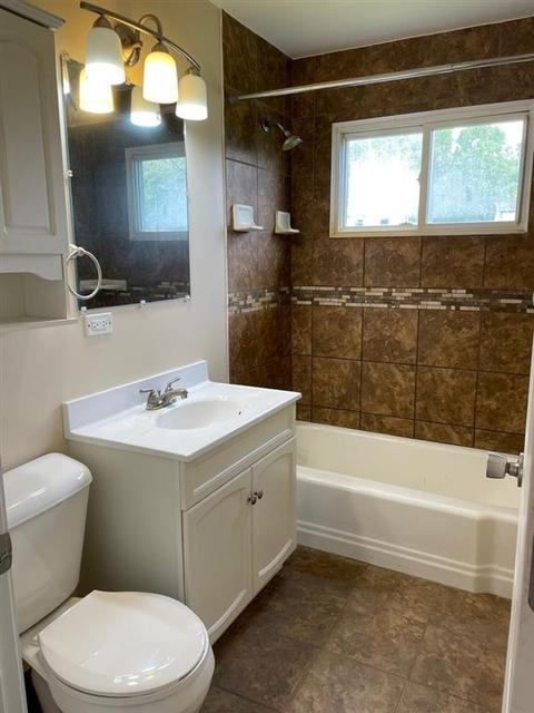 310 Park Ln, Ingleside, IL 60041 photo 14