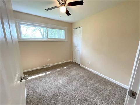 310 Park Ln, Ingleside, IL 60041 photo 13