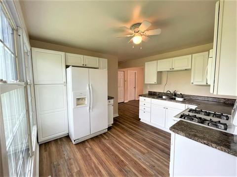 310 Park Ln, Ingleside, IL 60041 photo 8