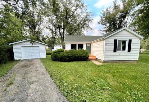 310 Park Ln, Ingleside, IL 60041 photo 1