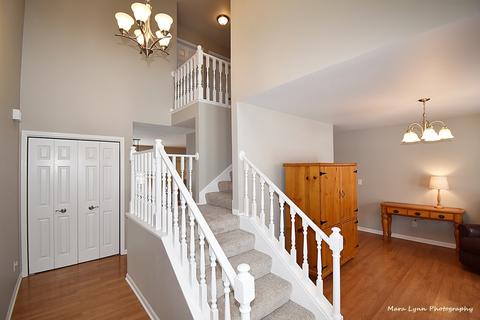 409 W Maple Ave, Elburn, IL 60119 photo 7
