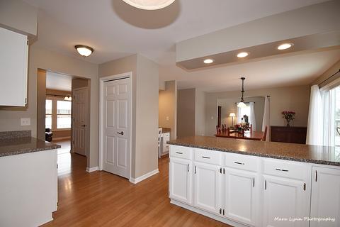 409 W Maple Ave, Elburn, IL 60119 photo 15