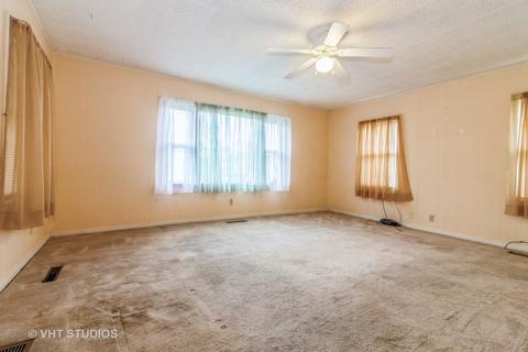 9716 Main St, Hebron, IL 60034 photo 5