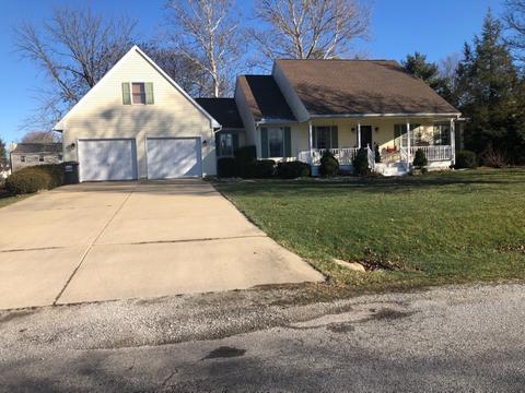 508 S Adams St, Philo, IL 61864 photo 1