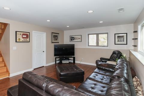 39 Forest Ave, Roselle, IL 60172 photo 26