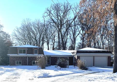 39 Forest Ave, Roselle, IL 60172 photo 1