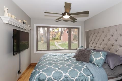 39 Forest Ave, Roselle, IL 60172 photo 15