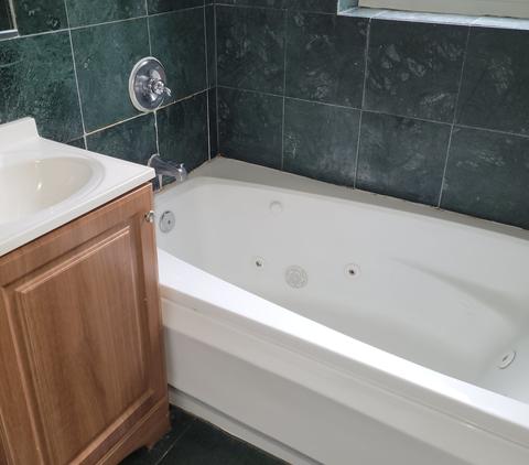 1411 E 72nd Pl, Chicago, IL 60619 photo 9