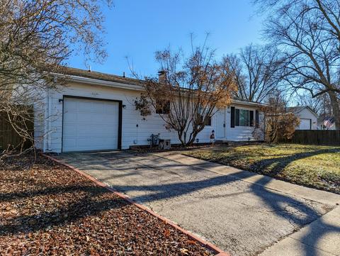 910 S Mattis Ave, Champaign, IL 61821 photo 3