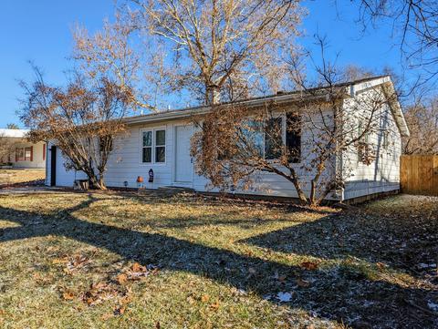 910 S Mattis Ave, Champaign, IL 61821 photo 2