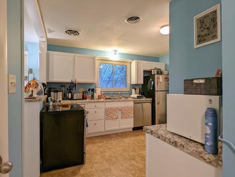 910 S Mattis Ave, Champaign, IL 61821 photo 32