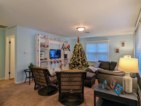 910 S Mattis Ave, Champaign, IL 61821 photo 4