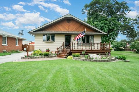 18162 Maple St, Lansing, IL 60438 photo 1
