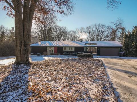 33 Sunset Rd, Bloomington, IL 61701 photo 2