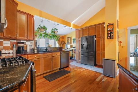 102 Northgate Rd, Riverside, IL 60546 photo 9