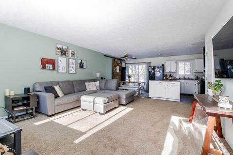 1704 Taft Dr, Normal, IL 61761 photo 2