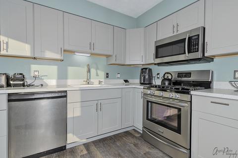 2907 S Riverside Dr, Mchenry, IL 60050 photo 14