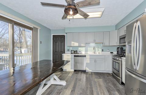 2907 S Riverside Dr, Mchenry, IL 60050 photo 13