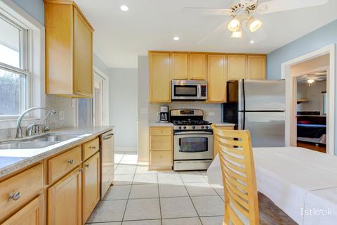 721 W Beach Dr, Addison, IL 60101 photo 8
