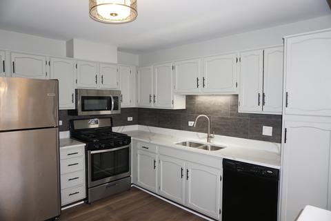 1402 Shore Ct #D2, Wheeling, IL 60090 photo 5