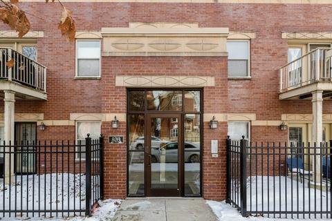 803 E 41st St #3B, Chicago, IL 60653 photo 2
